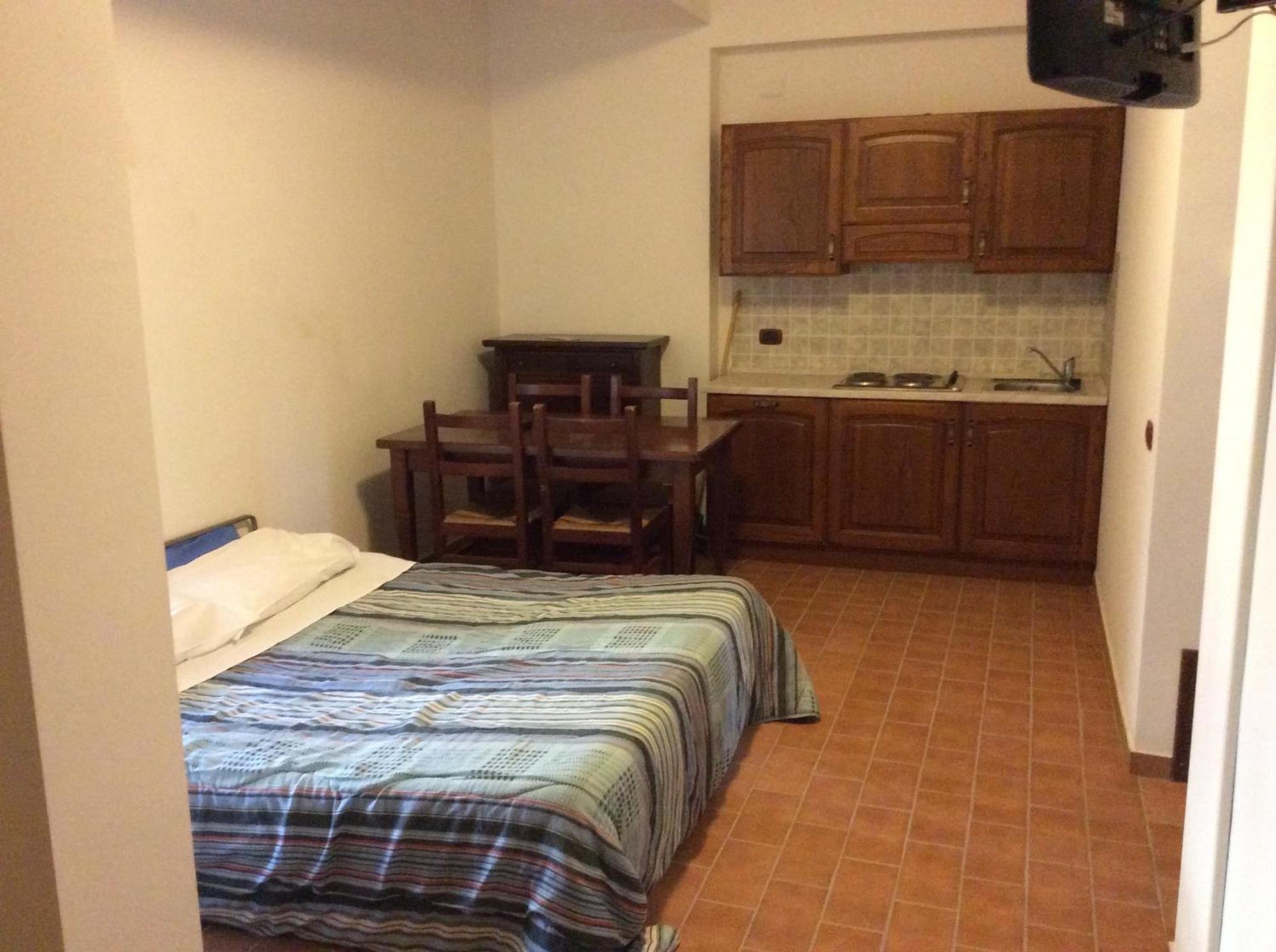 تشلانو Hotel Il Feudo Dei Pierleoni الغرفة الصورة