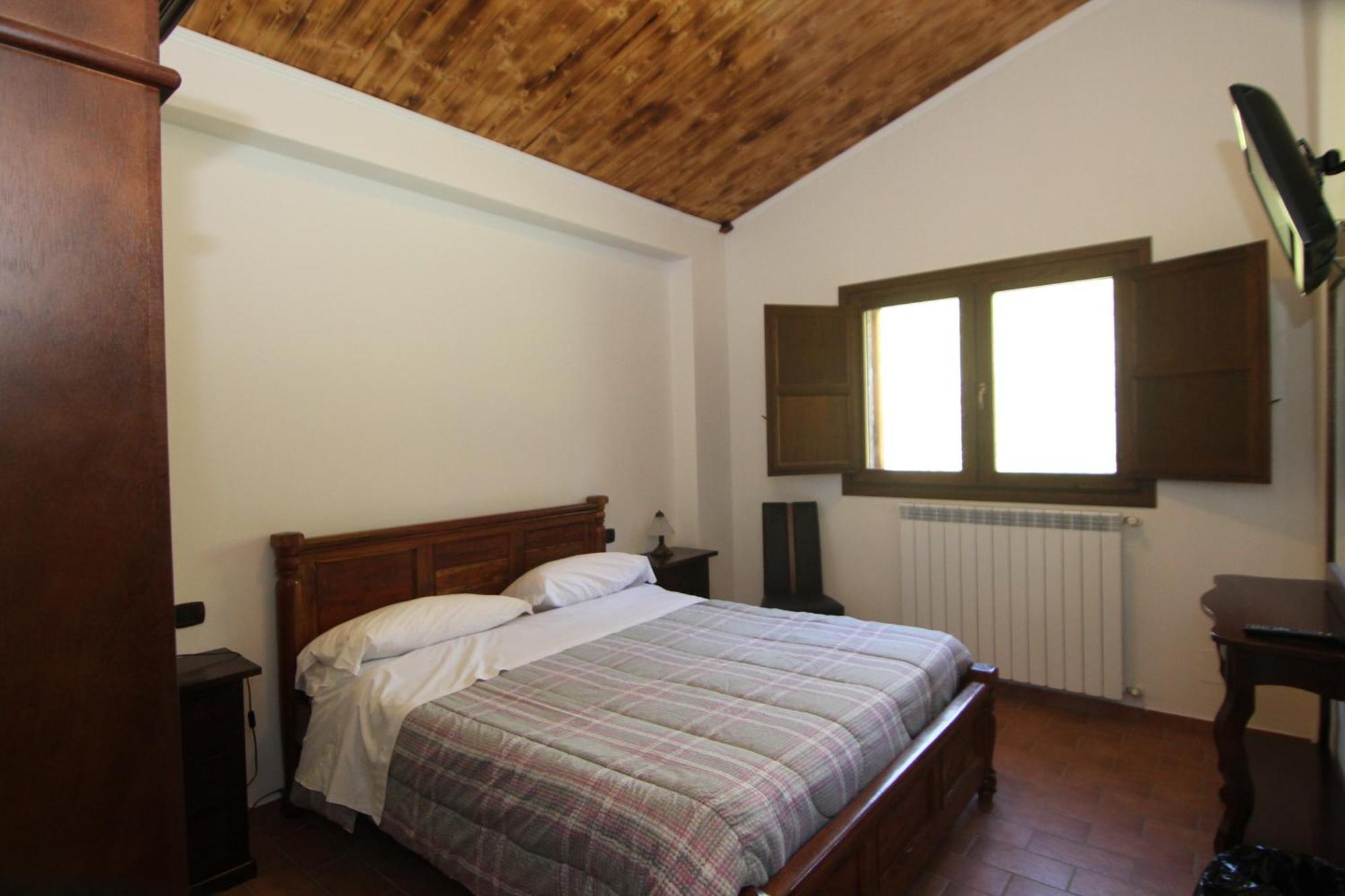 تشلانو Hotel Il Feudo Dei Pierleoni المظهر الخارجي الصورة