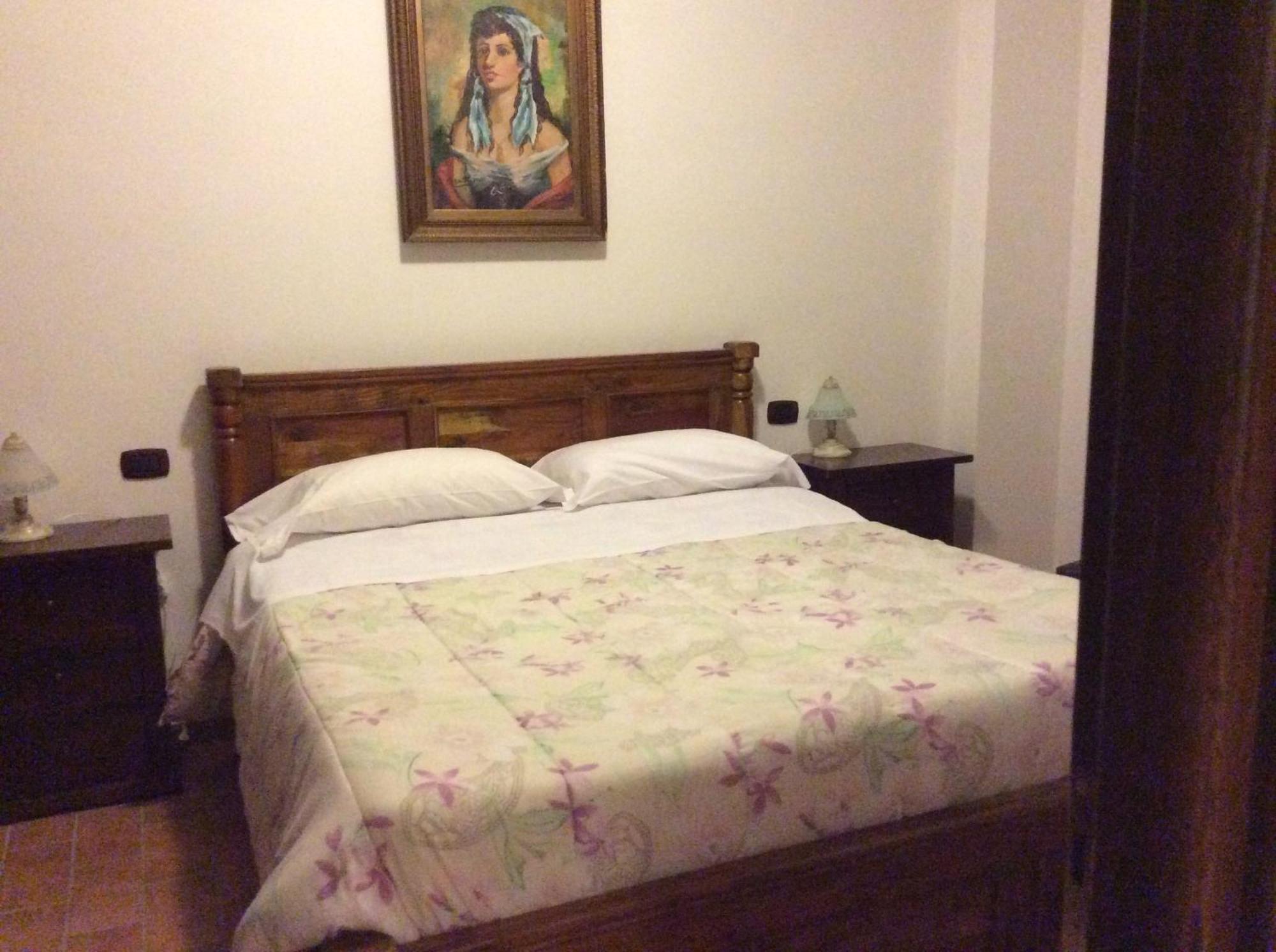 تشلانو Hotel Il Feudo Dei Pierleoni الغرفة الصورة