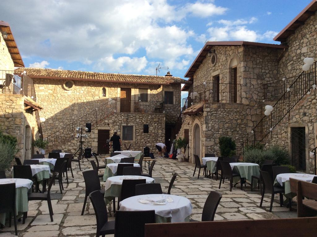 تشلانو Hotel Il Feudo Dei Pierleoni المظهر الخارجي الصورة