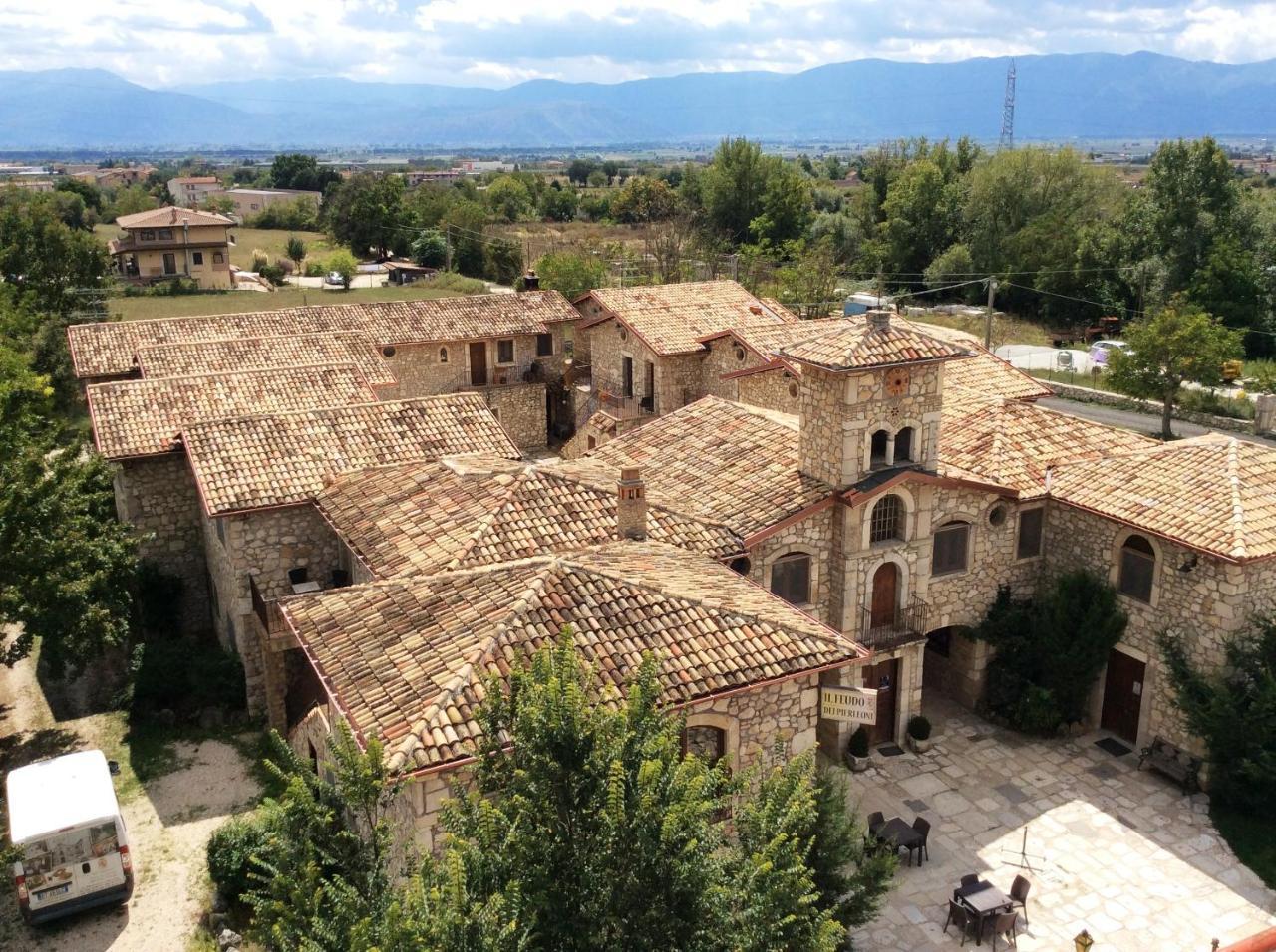 تشلانو Hotel Il Feudo Dei Pierleoni المظهر الخارجي الصورة